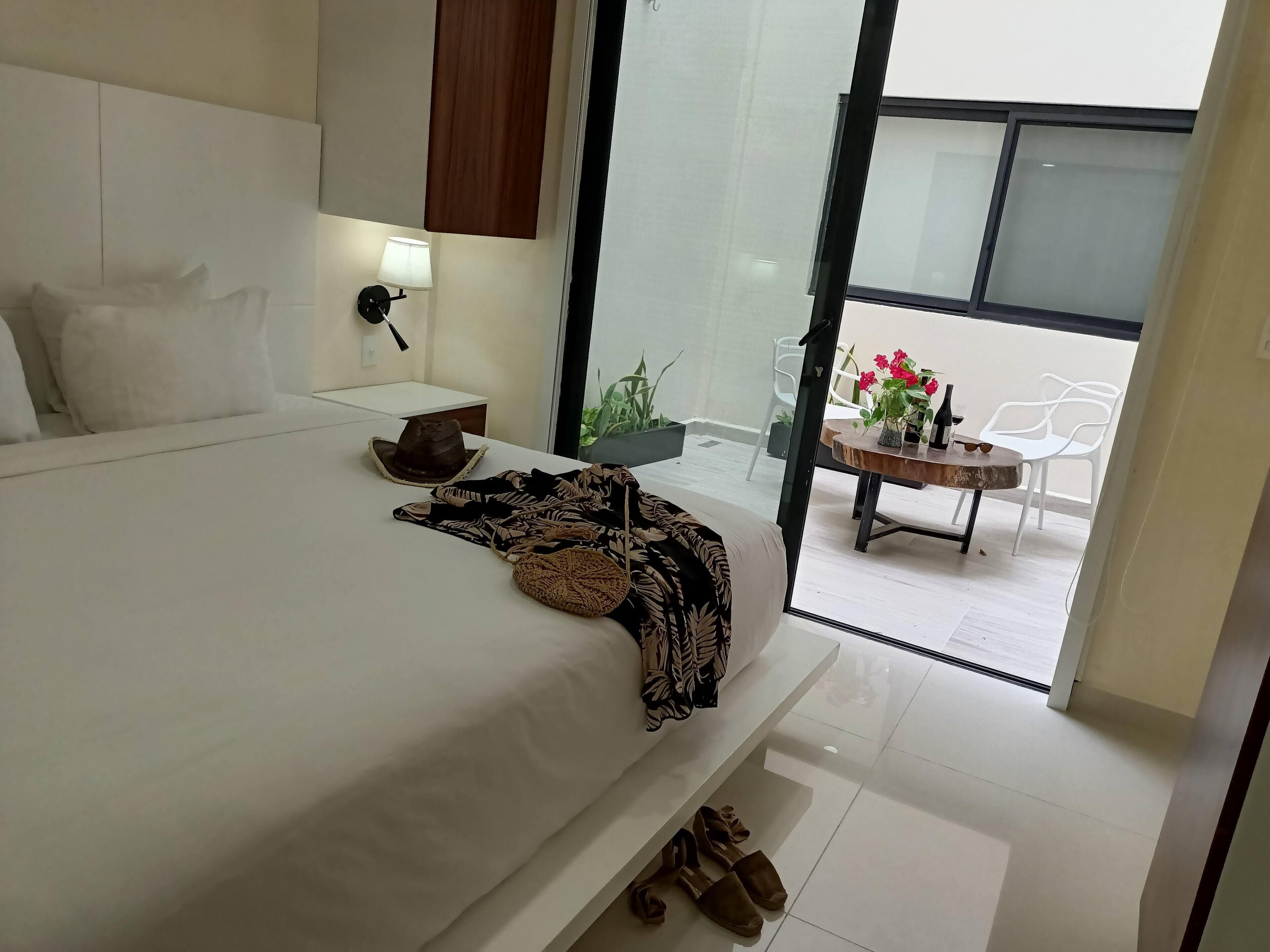 Polo 54 Downtown Apartments