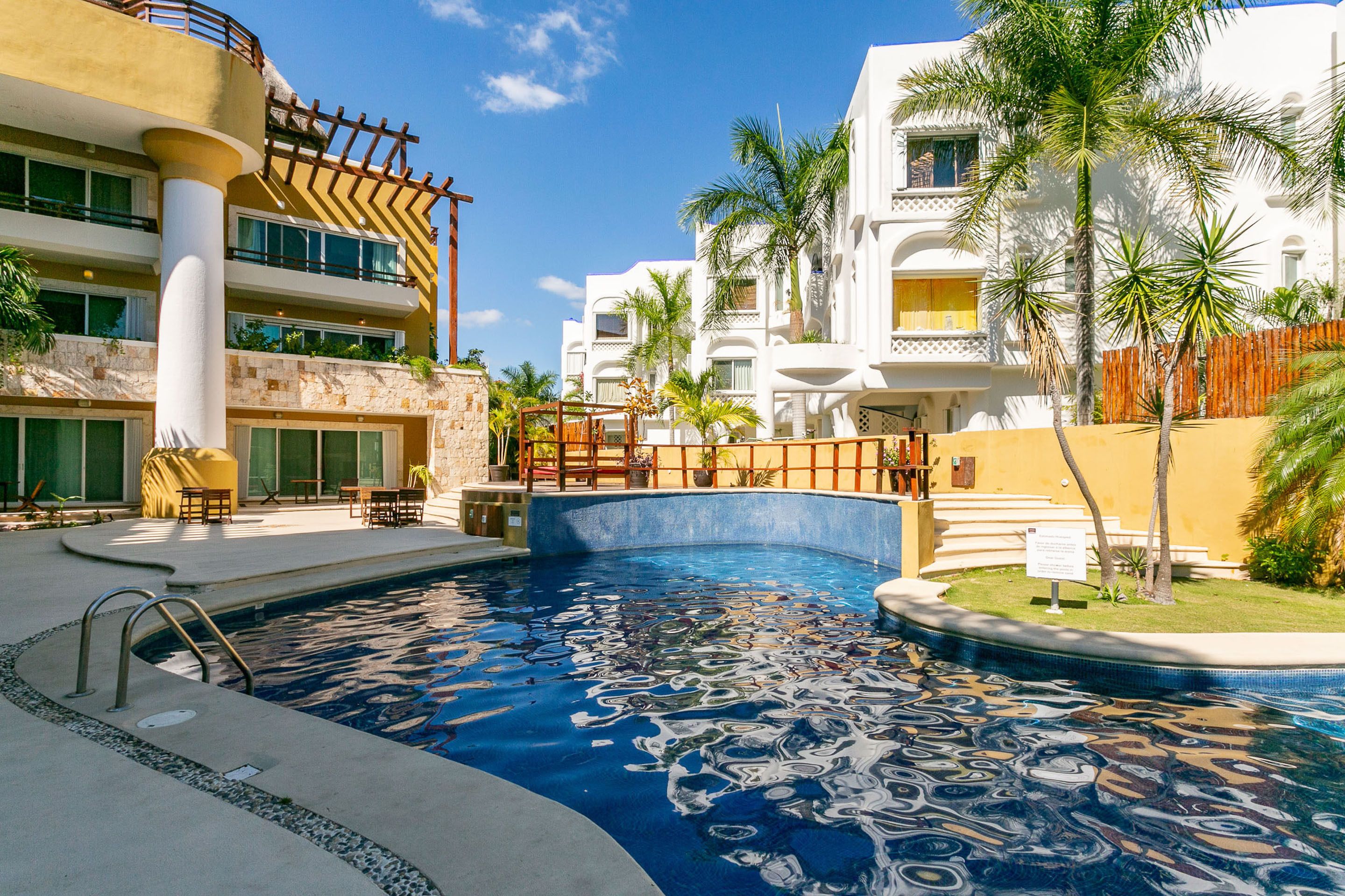 Pueblito Escondido