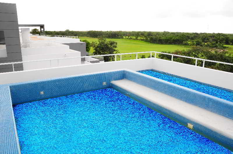 Pure All Suites at Nick Price Residences