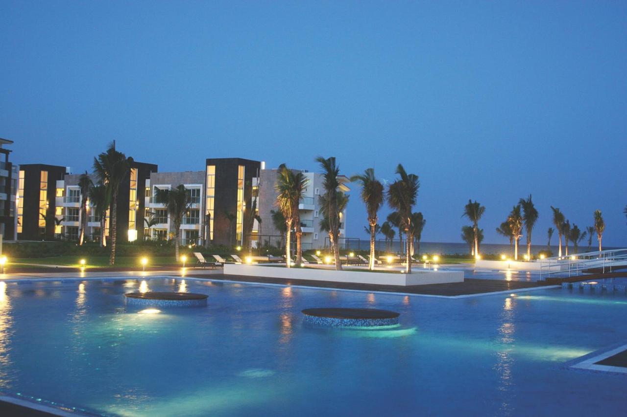 MareAzul Family Beach Condohotel