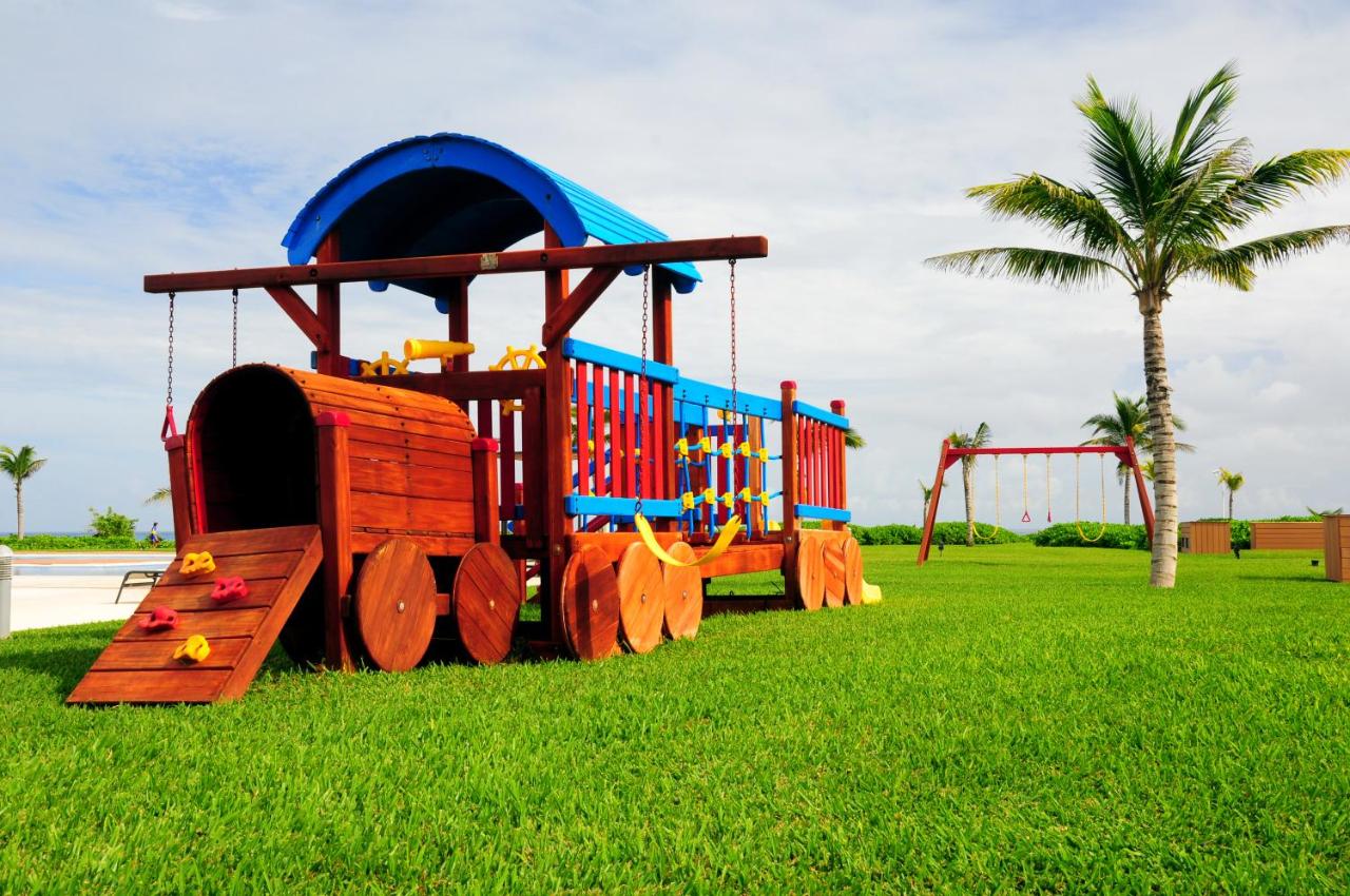 MareAzul Family Beach Condohotel