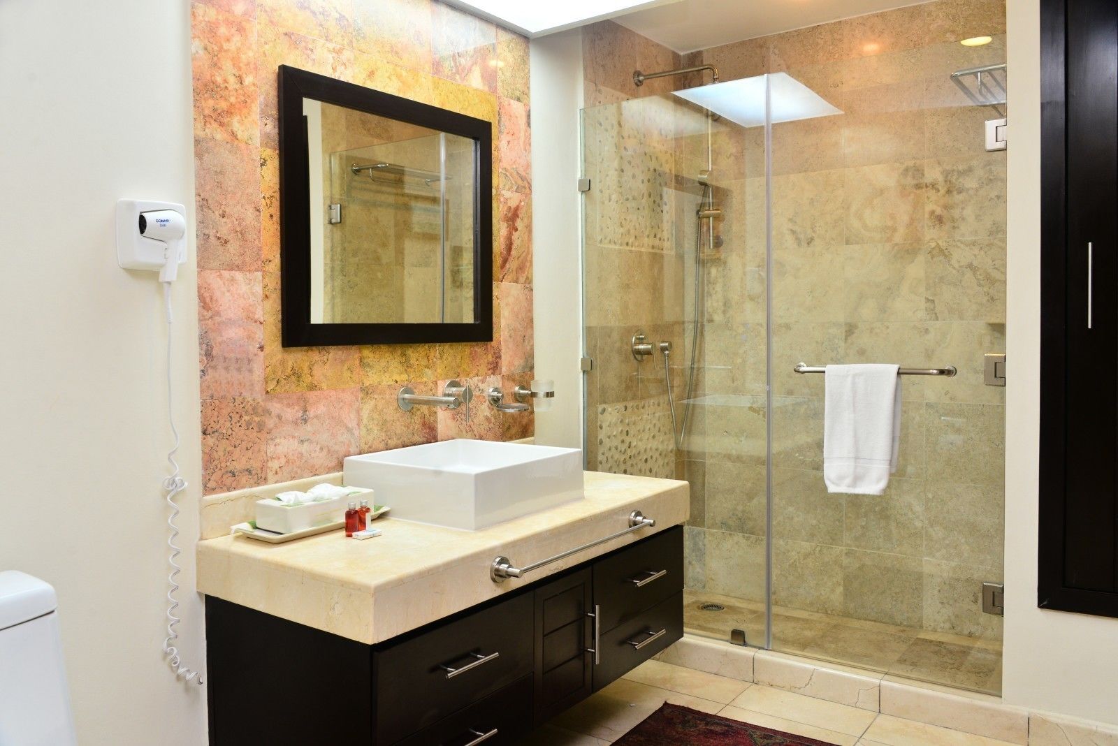 Residences El Faro by Your Best Getaway