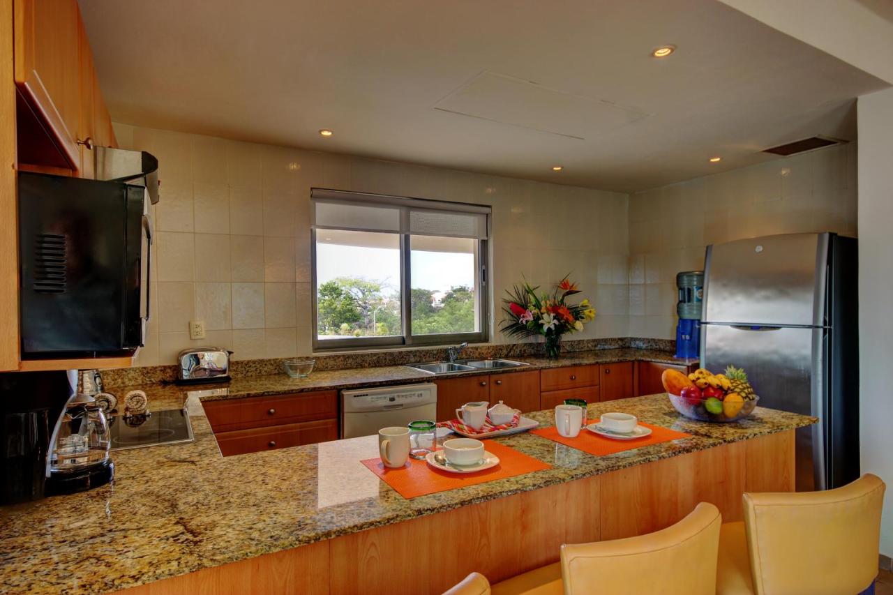 Riviera Maya Suites