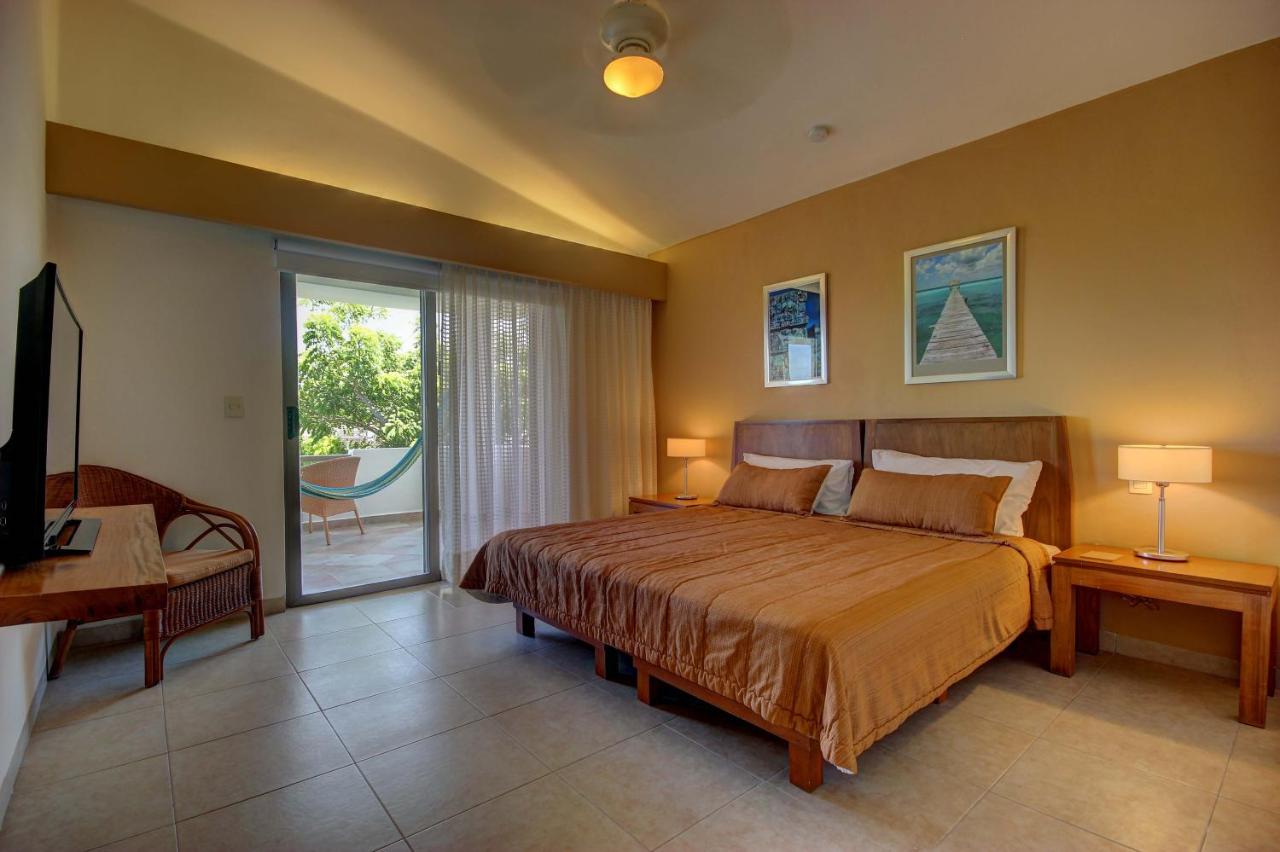 Riviera Maya Suites