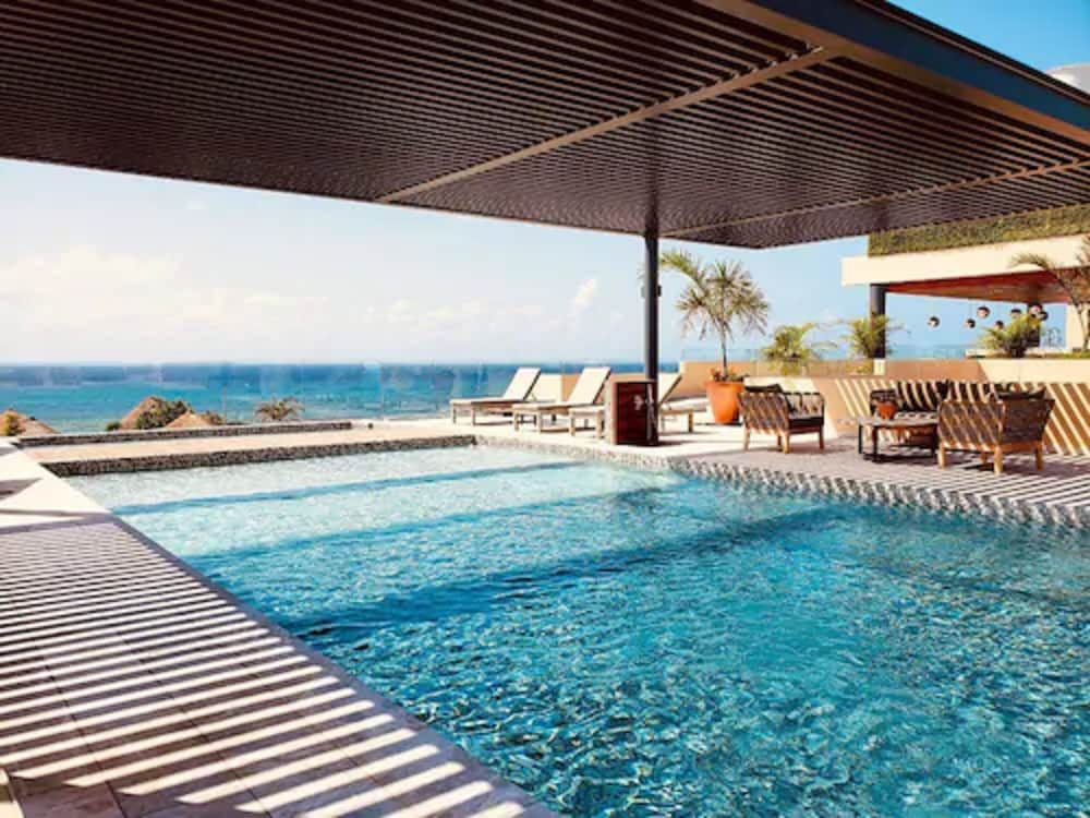 Singular Joy Hotel & Residences