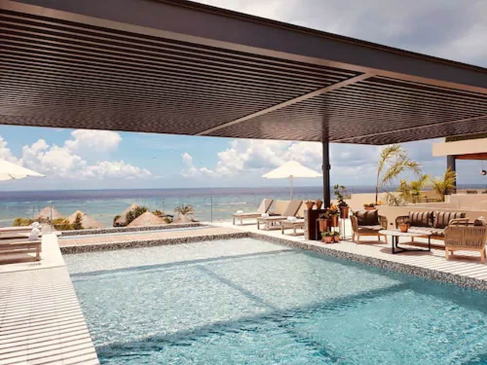 Singular Joy Hotel & Residences