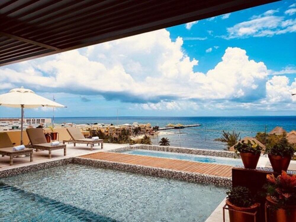 Singular Joy Hotel & Residences