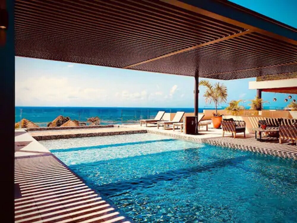 Singular Joy Hotel & Residences