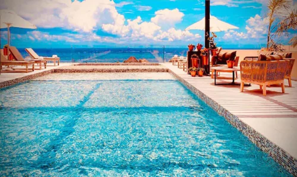 Singular Joy Hotel & Residences