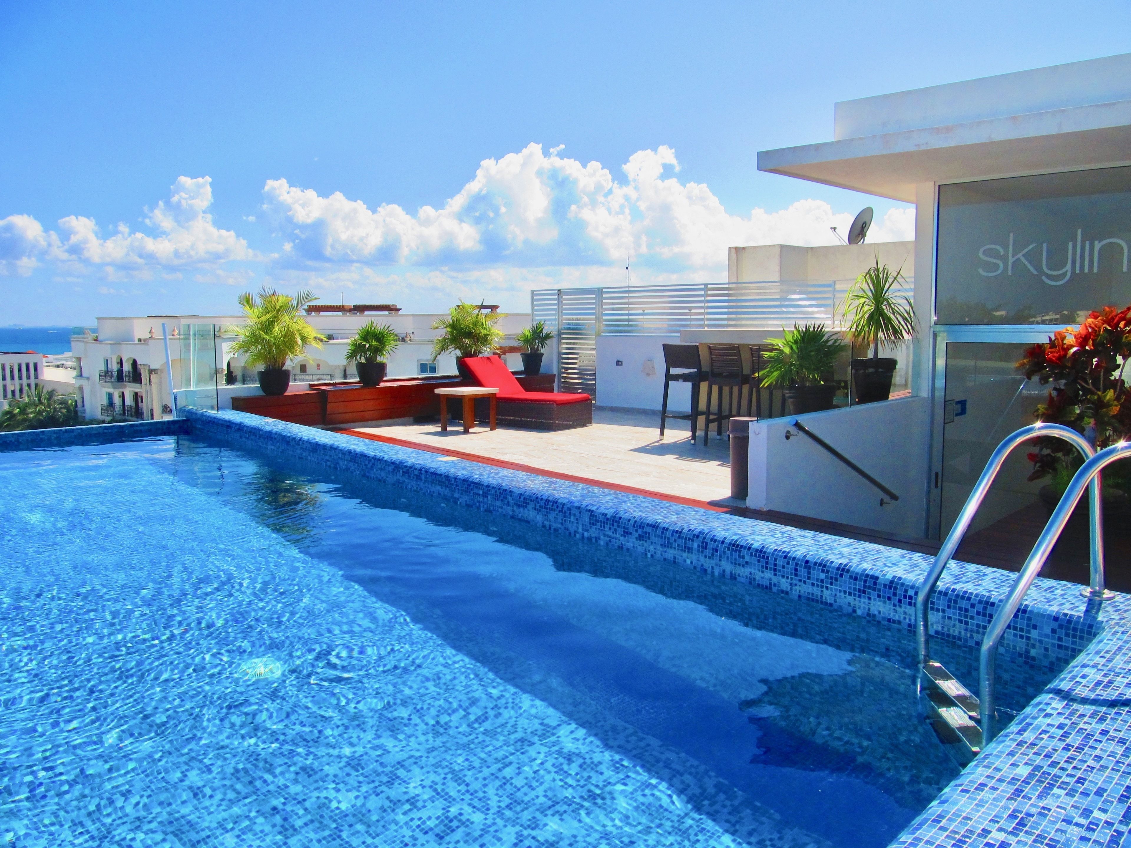 Skyline 24th by Playa Paradise