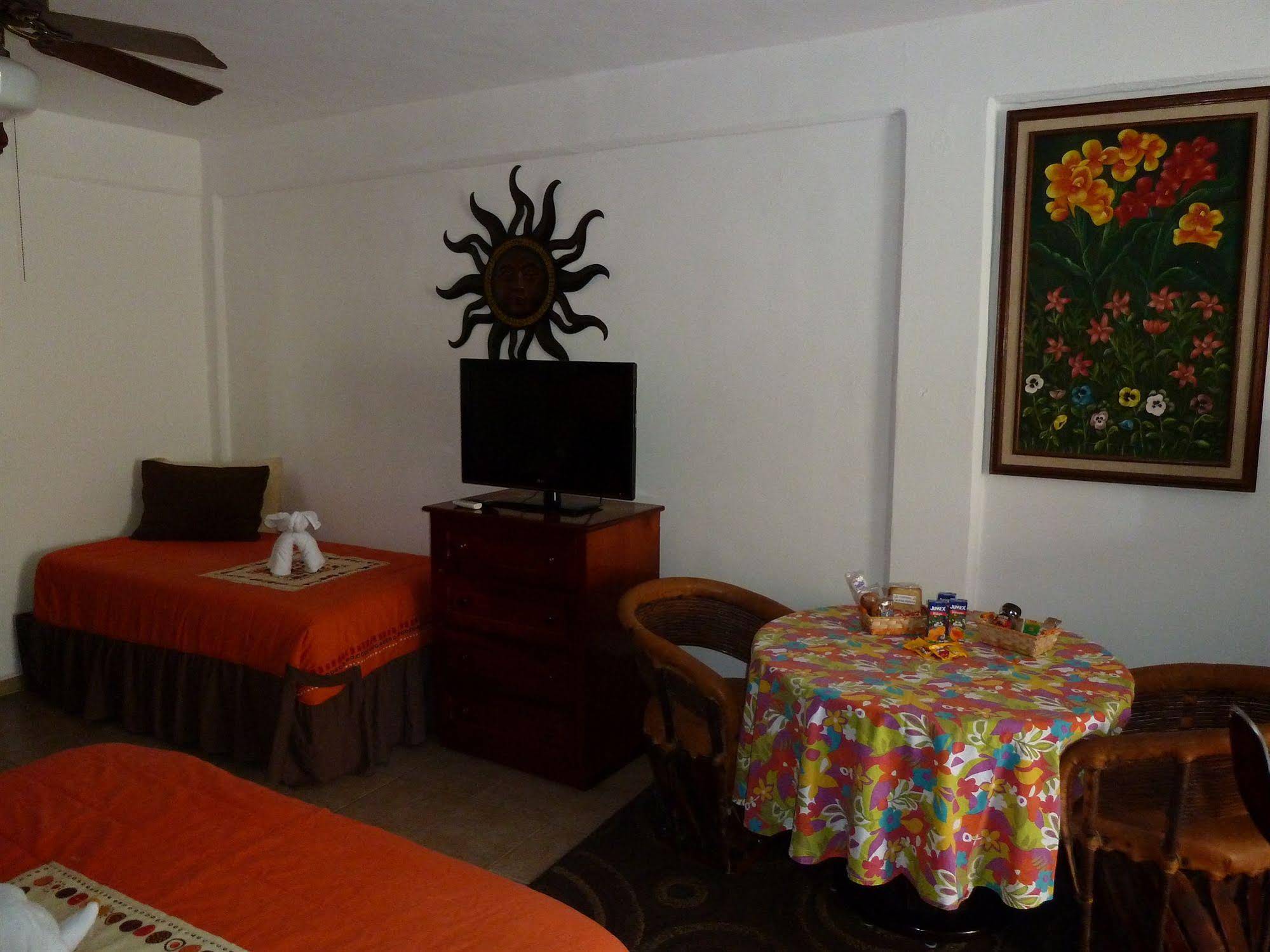 Suites Fenicia