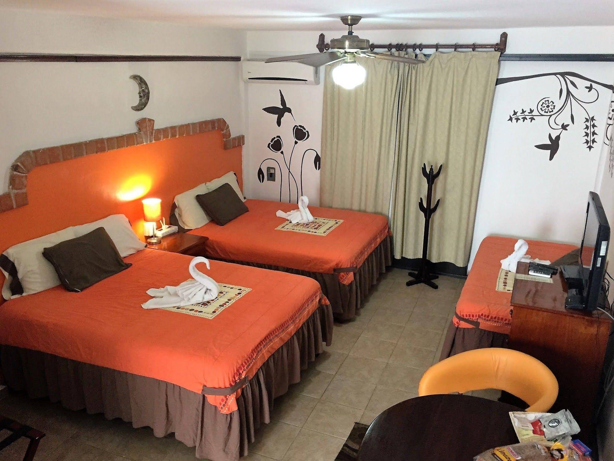Suites Fenicia