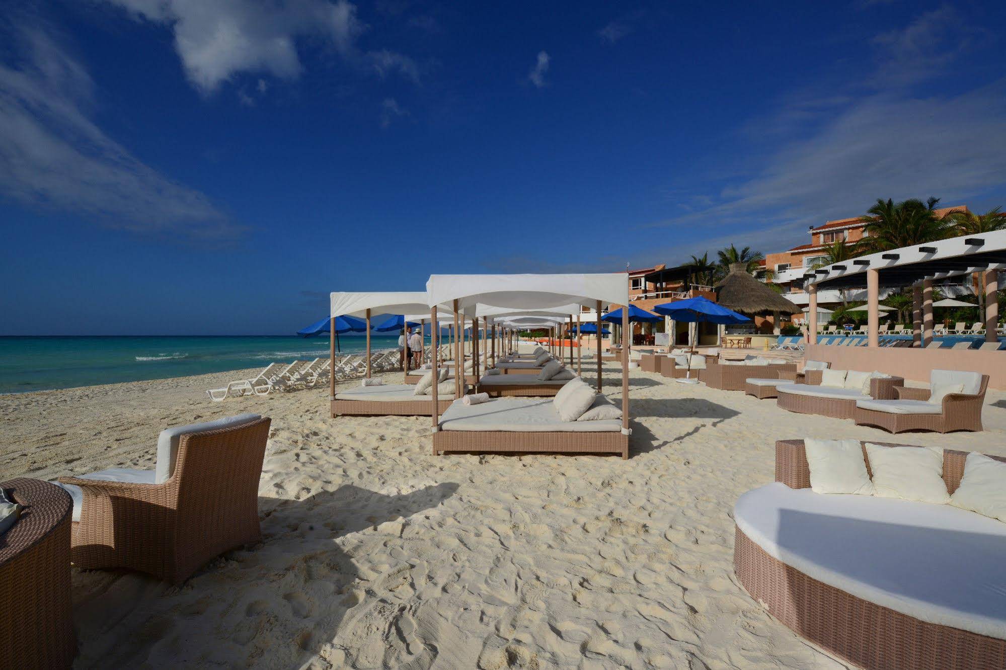 Sunset Fishermen Beach Resort