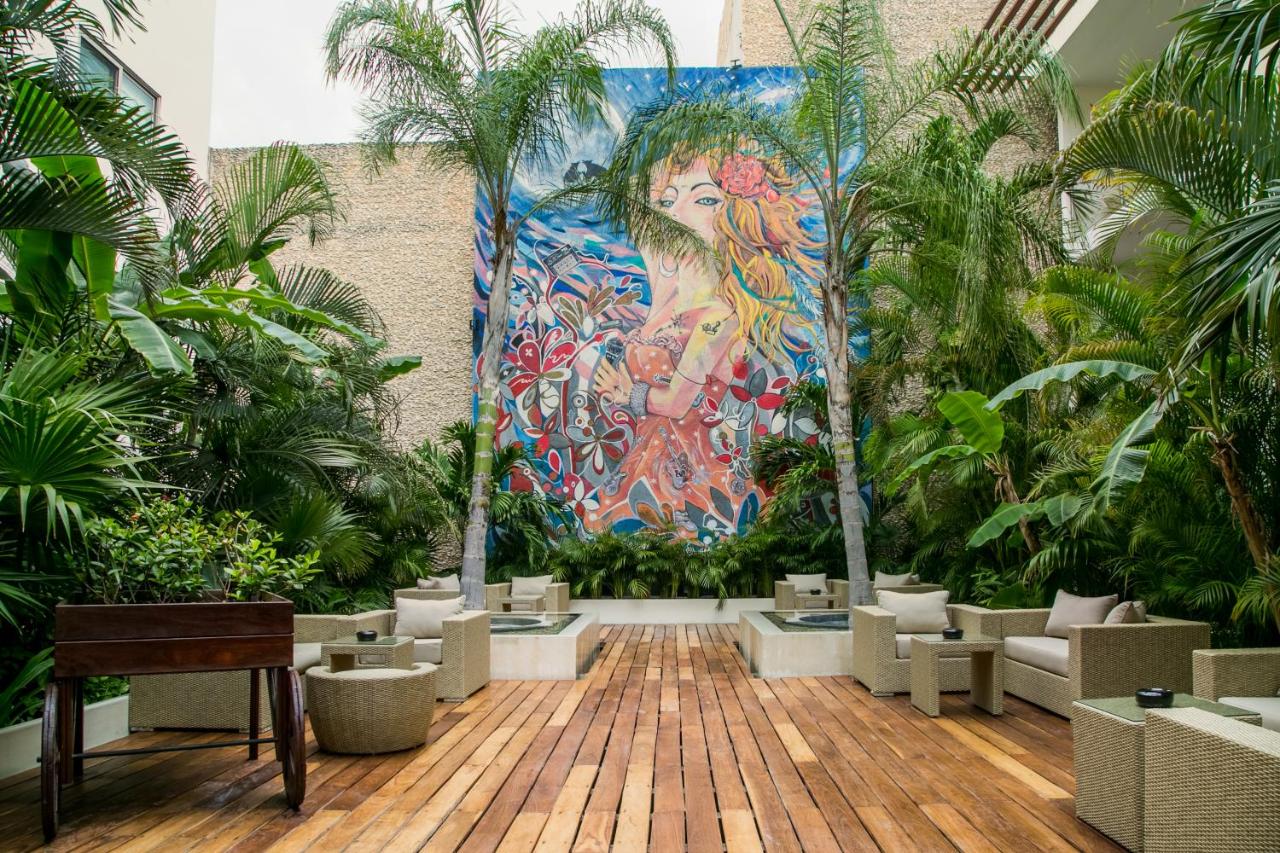Hotel The Palm by Kavia