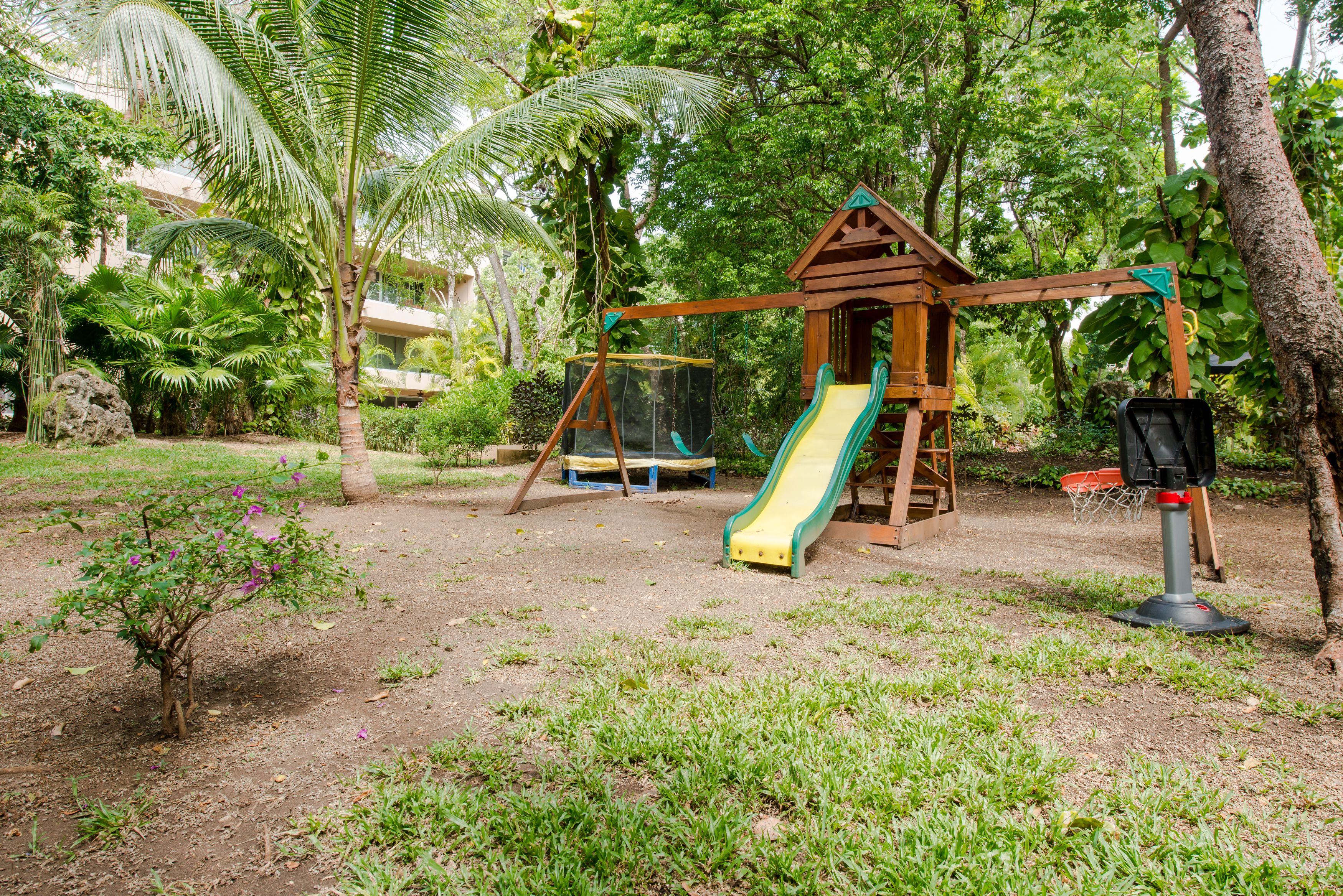 Vaiven by Playa District
