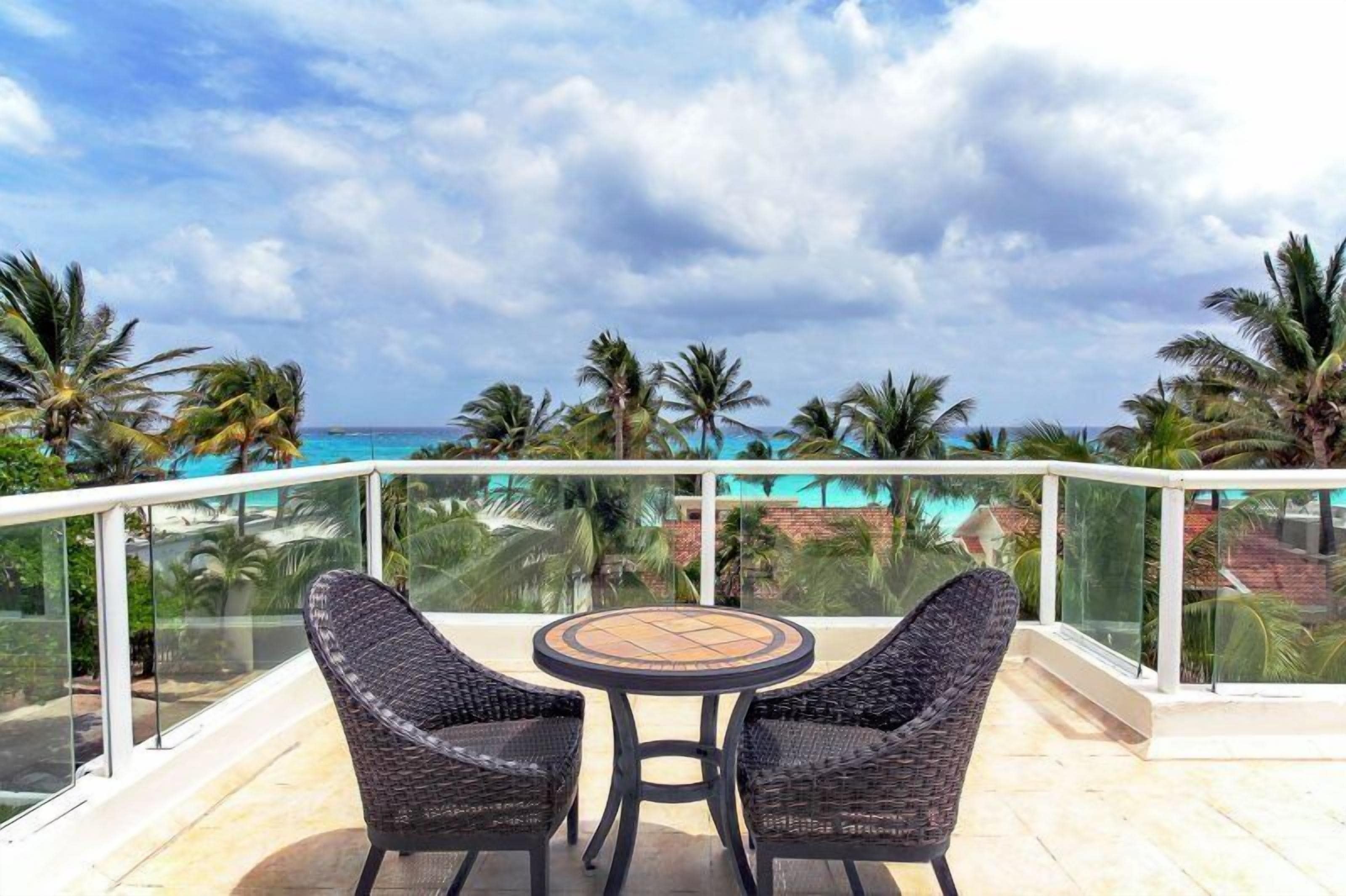 Vista del Mar by NAS