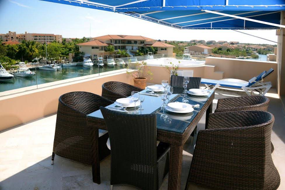 Porto Bello Gran Marina by GuruHotel