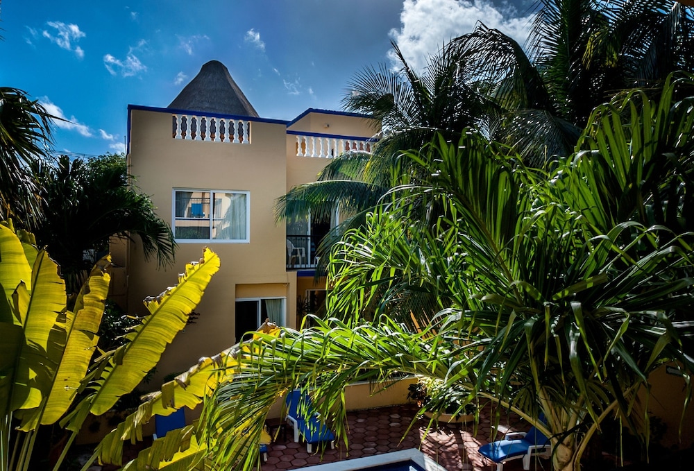 Abbey del Sol