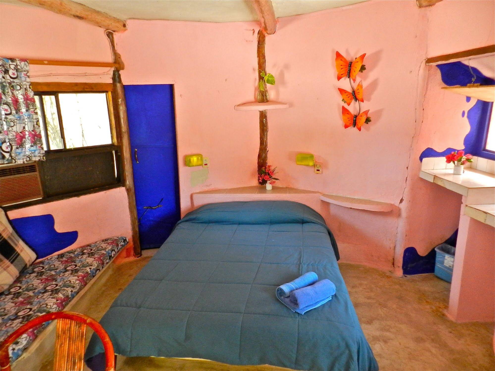 Acamaya Reef Cabañas & Beach Bar