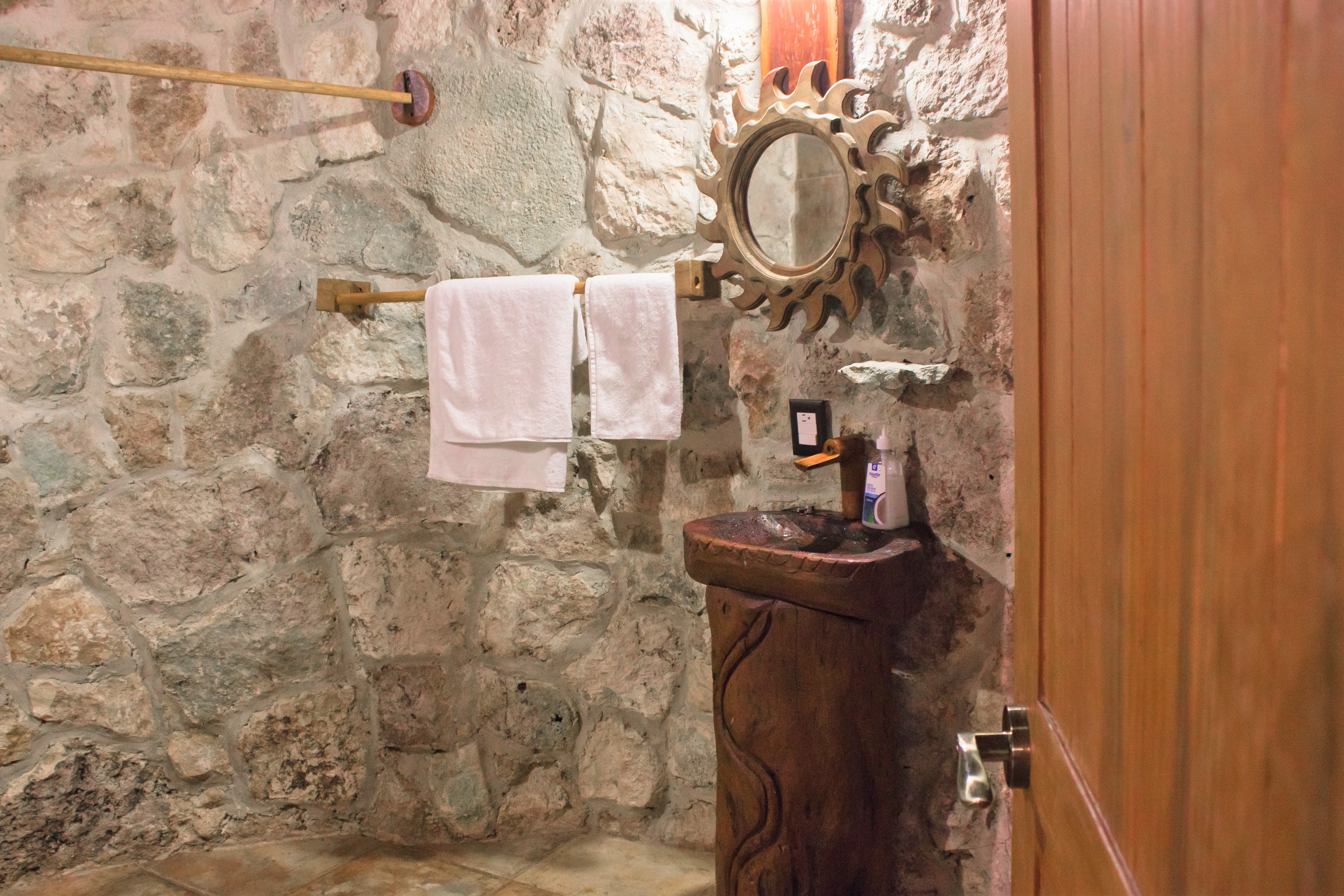 Aldea Maya Ha Cabanas Con Cenotes