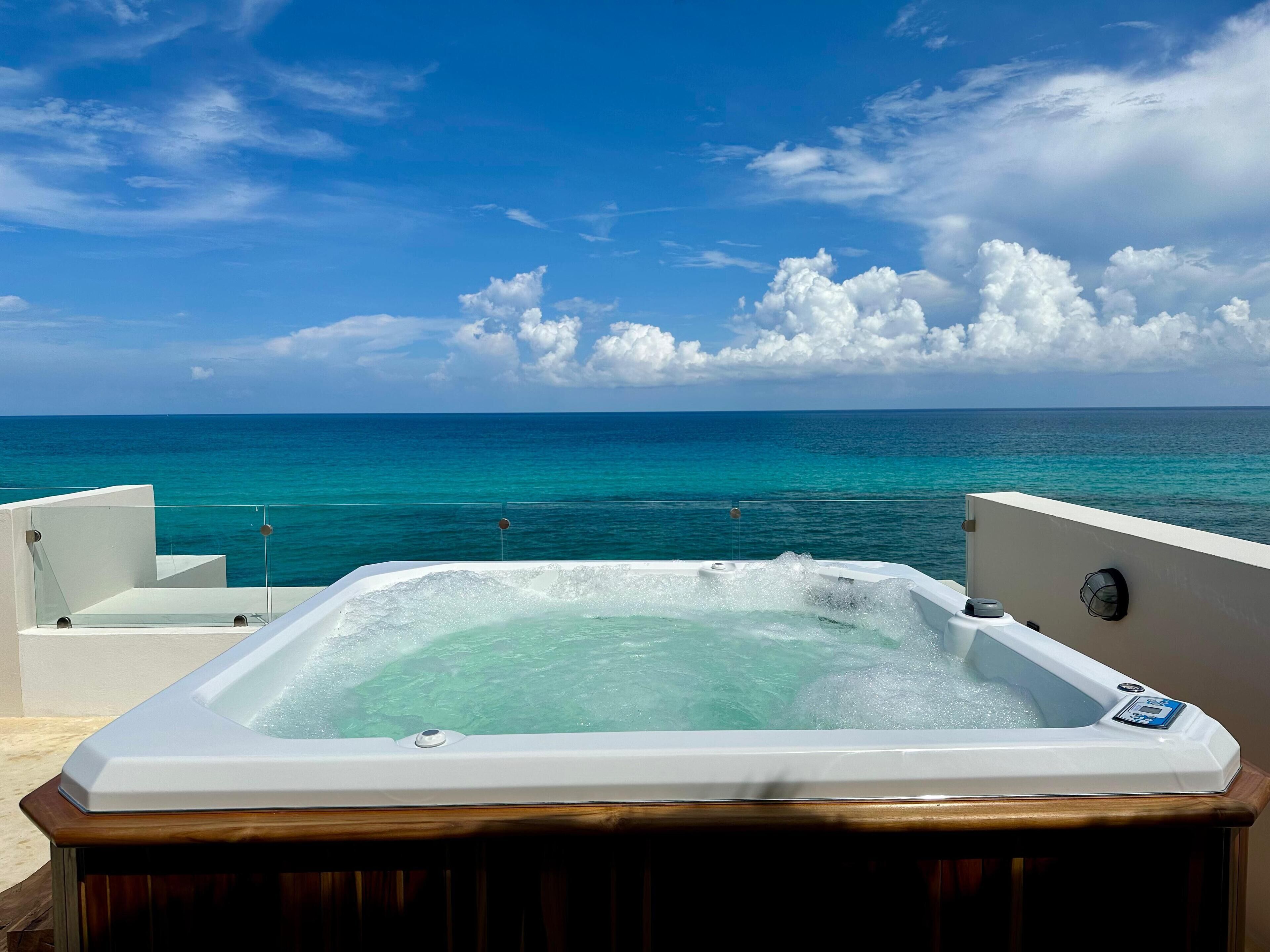 Angelina 28 Beachfront Hotel By Nah Hotels