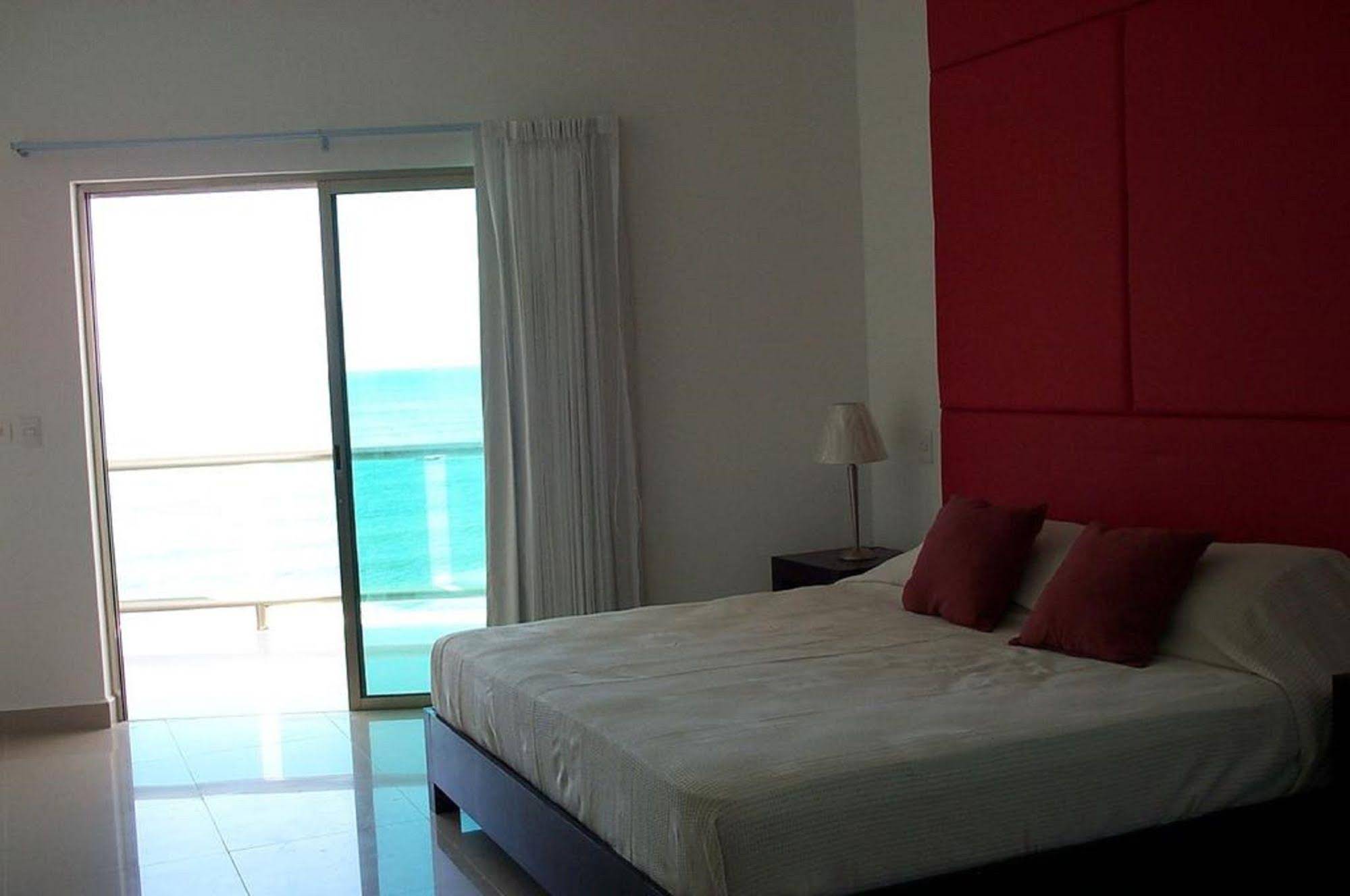 Condominios Lindos