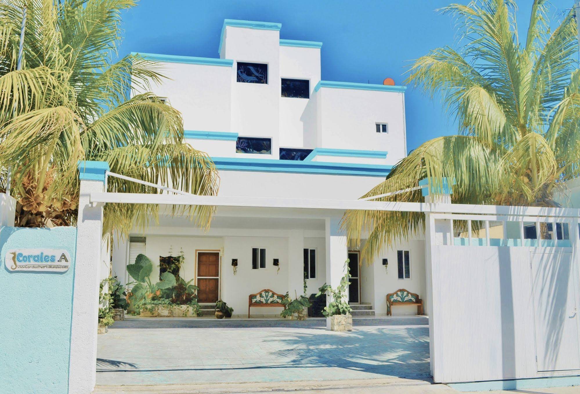 Corales Suites