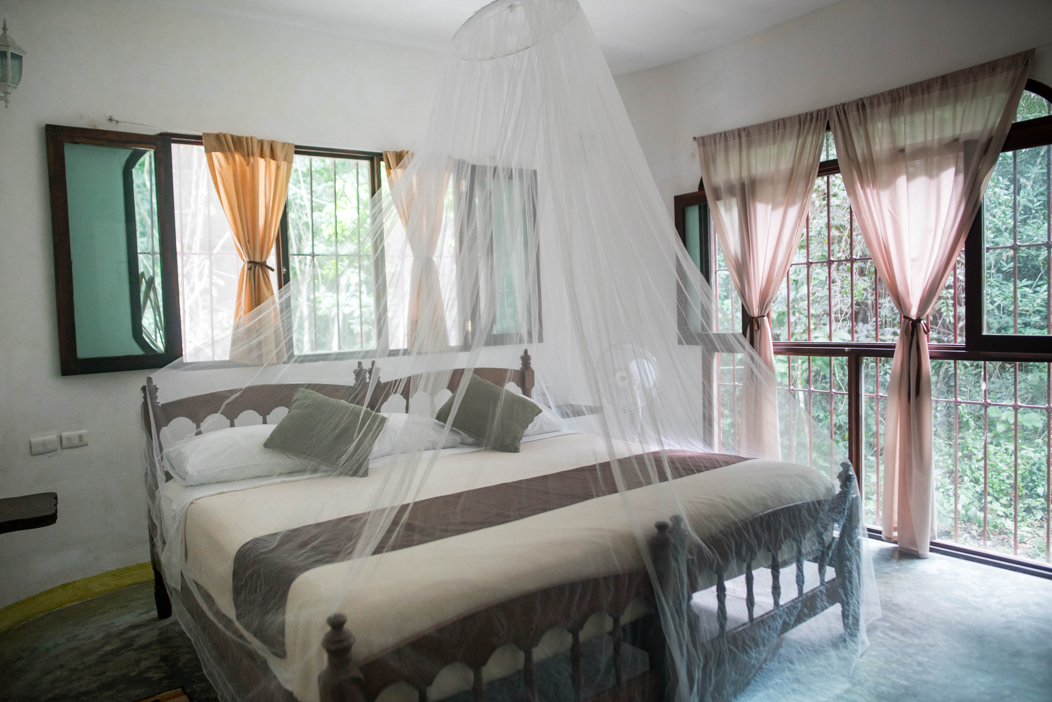 Jolie Jungle Eco Hotel