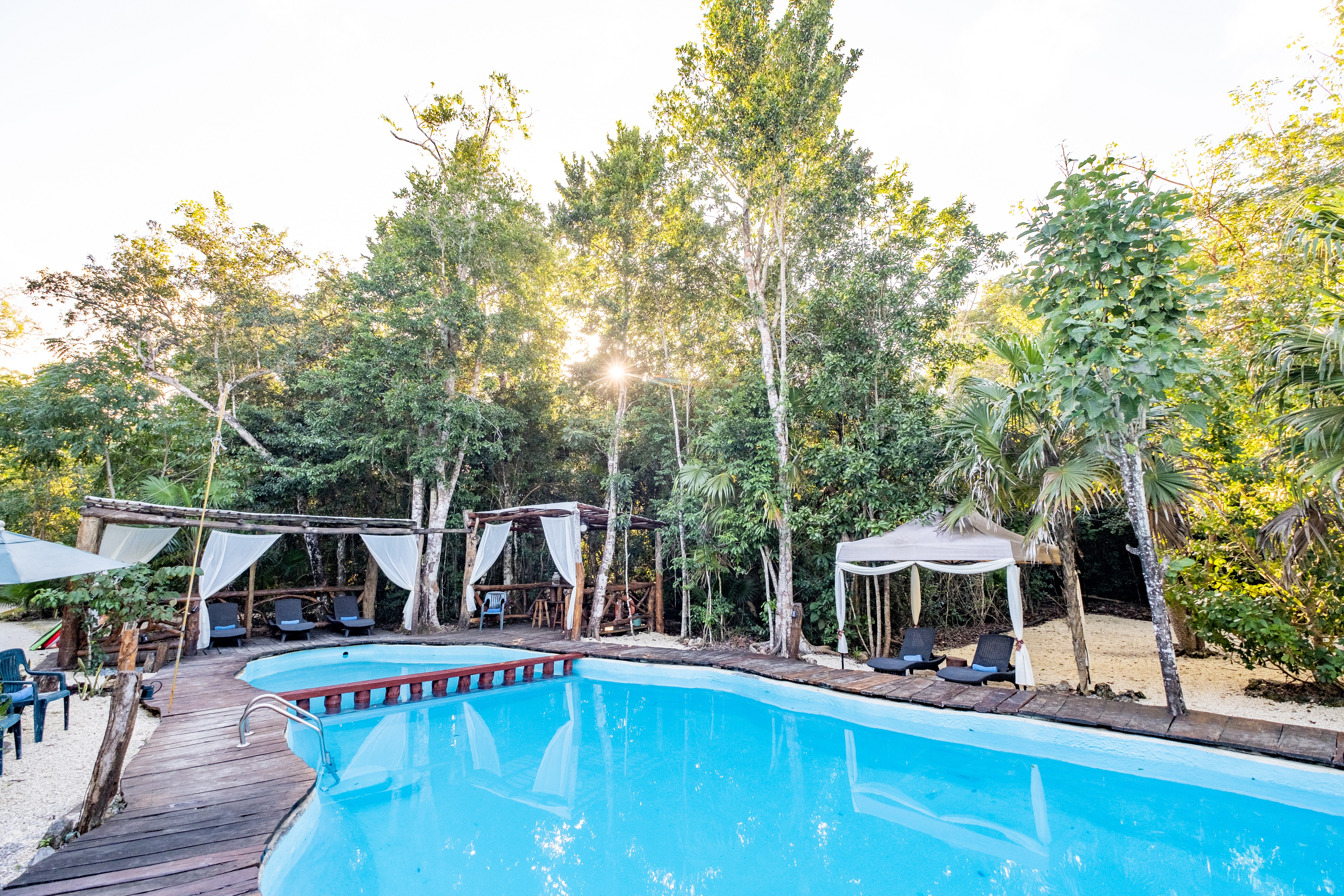 Jolie Jungle Eco Hotel