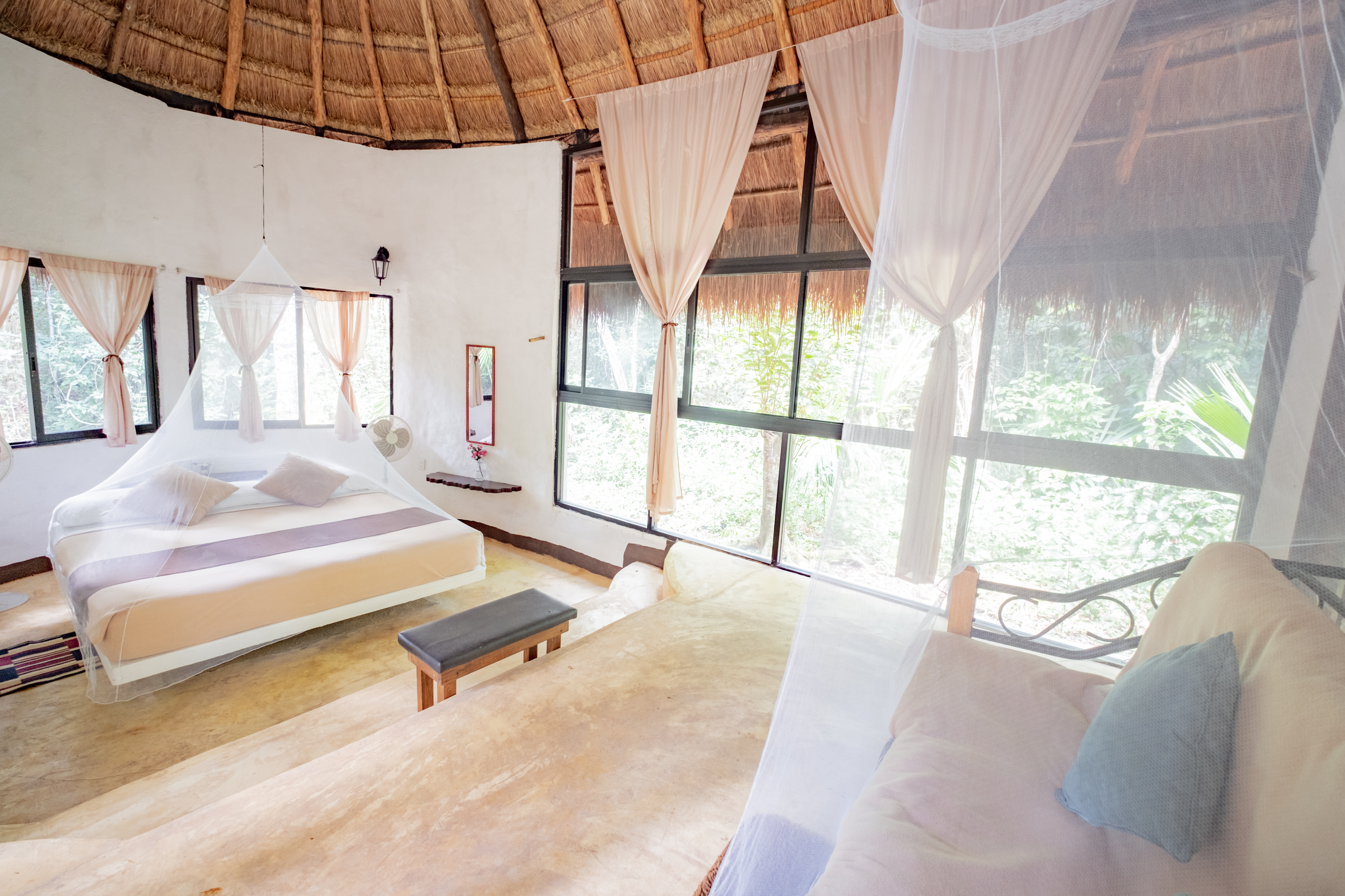 Jolie Jungle Eco Hotel