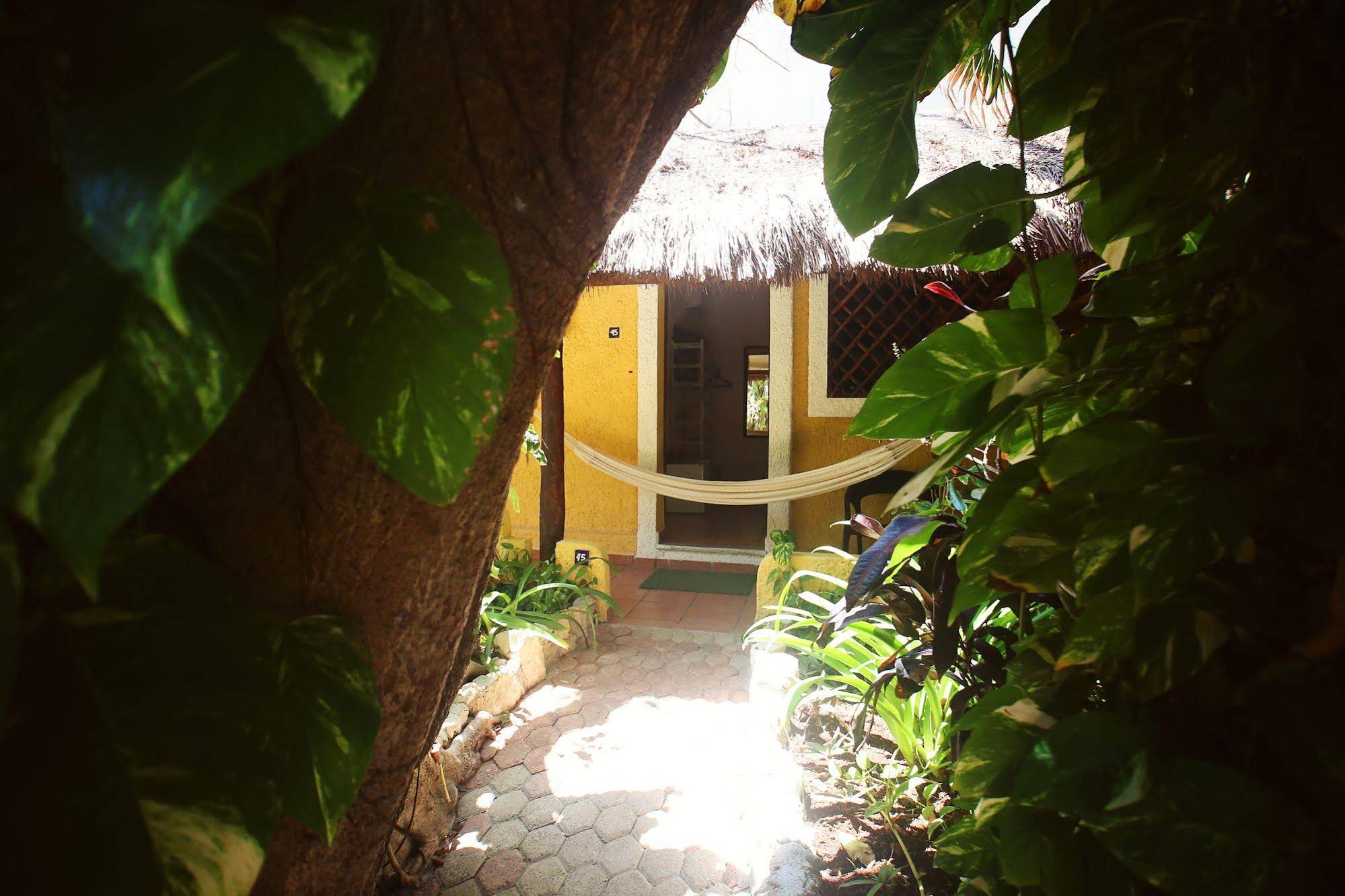 Colibri Beach Hotel