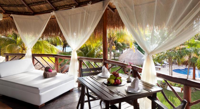El Dorado Casitas Royale