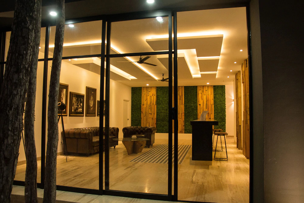 Amira Central Residence