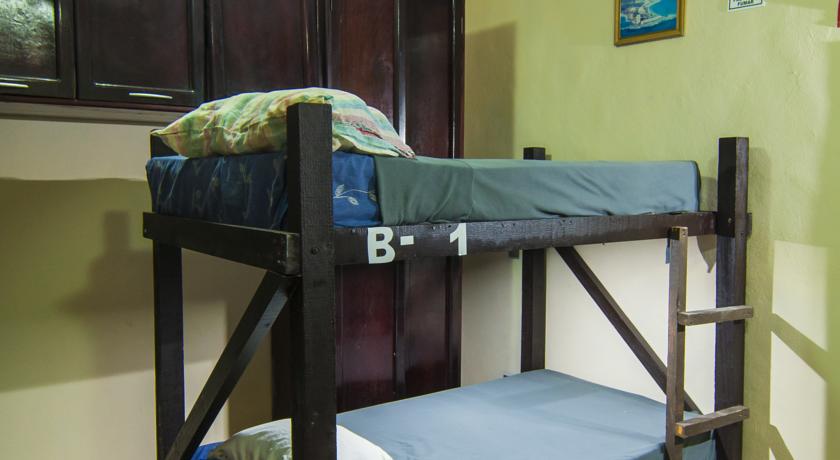 Charlys Hostal