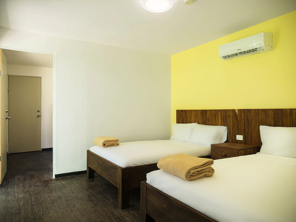 Colorbox beds and rooms by Milenium