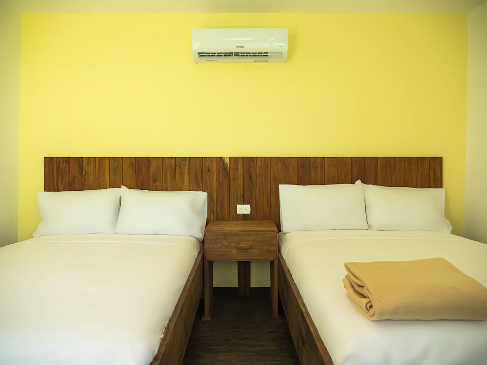 Colorbox beds and rooms by Milenium
