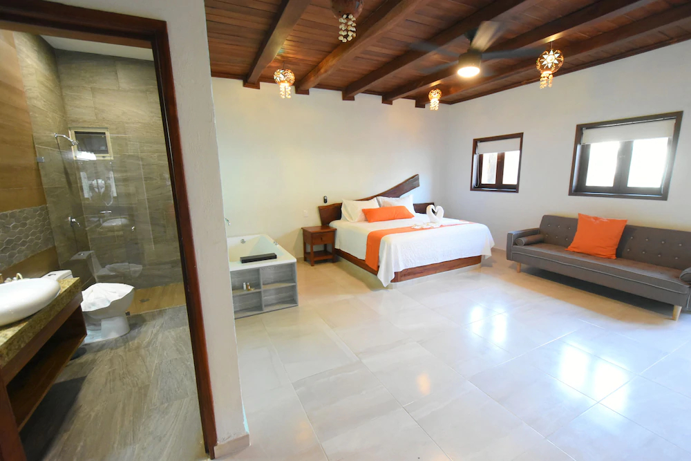 Hacienda Dos Ojos Boutique Hotel