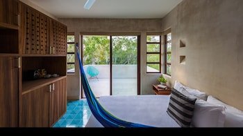 Hotel Tiki Tiki