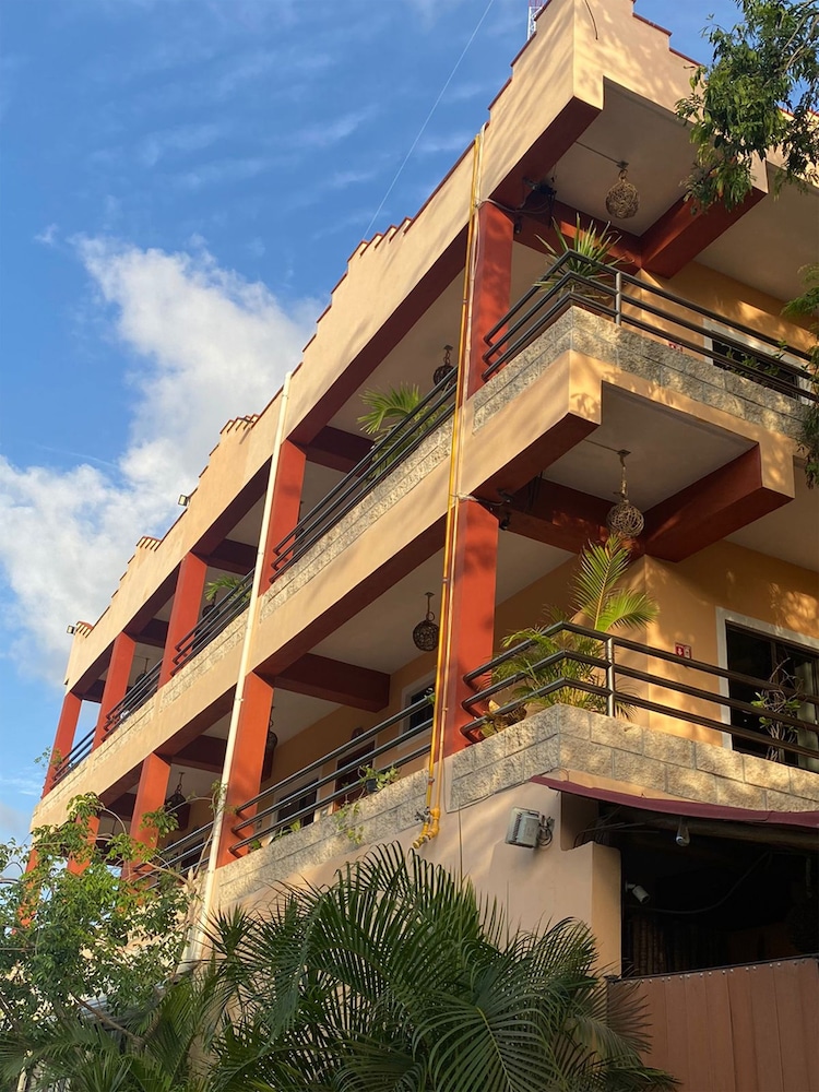 Itza La Veleta Tulum