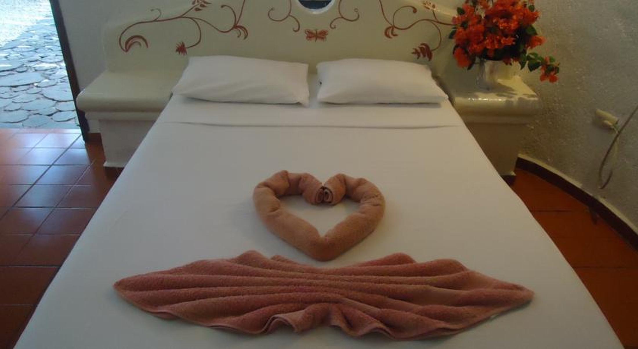 L.Hotelito