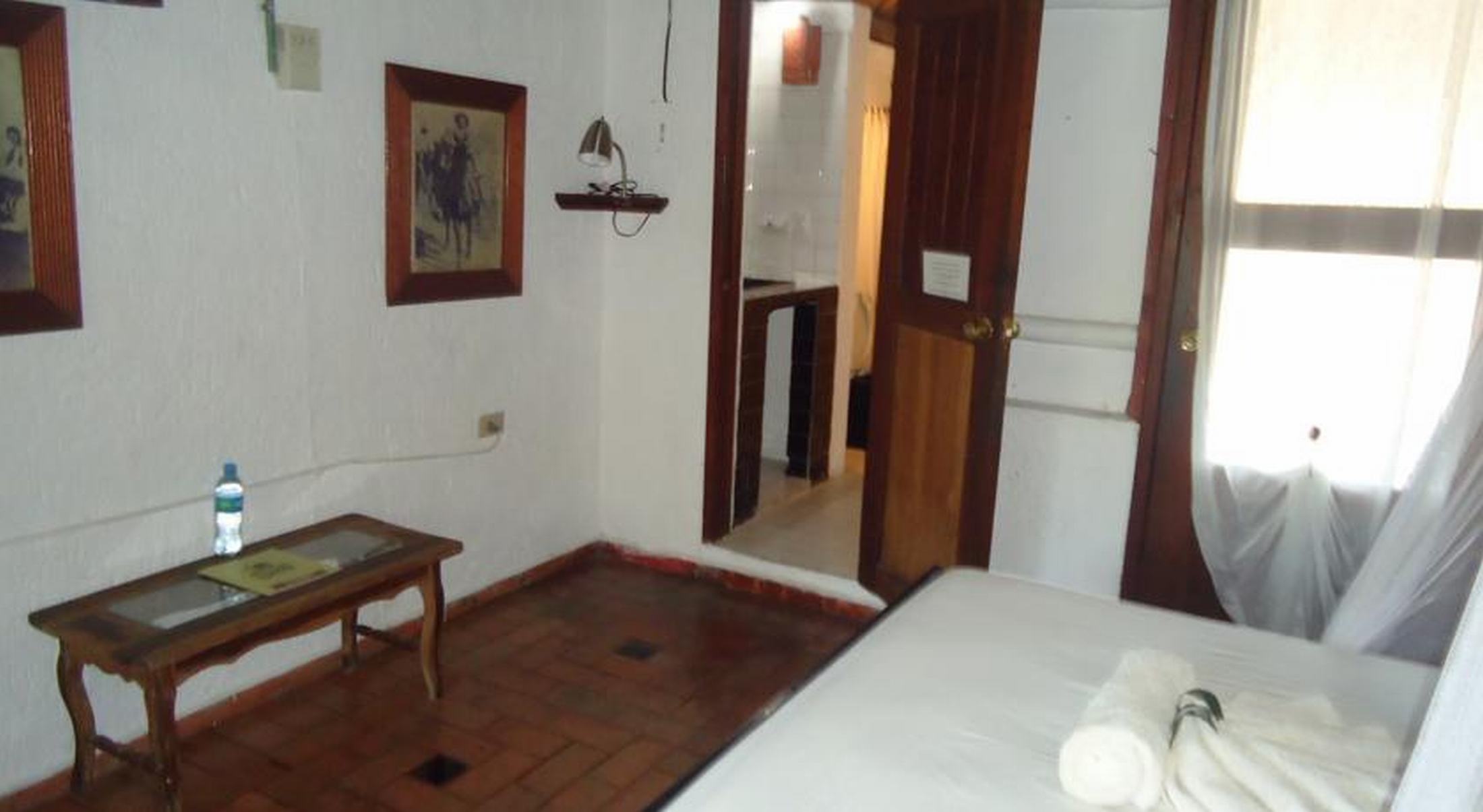 L.Hotelito