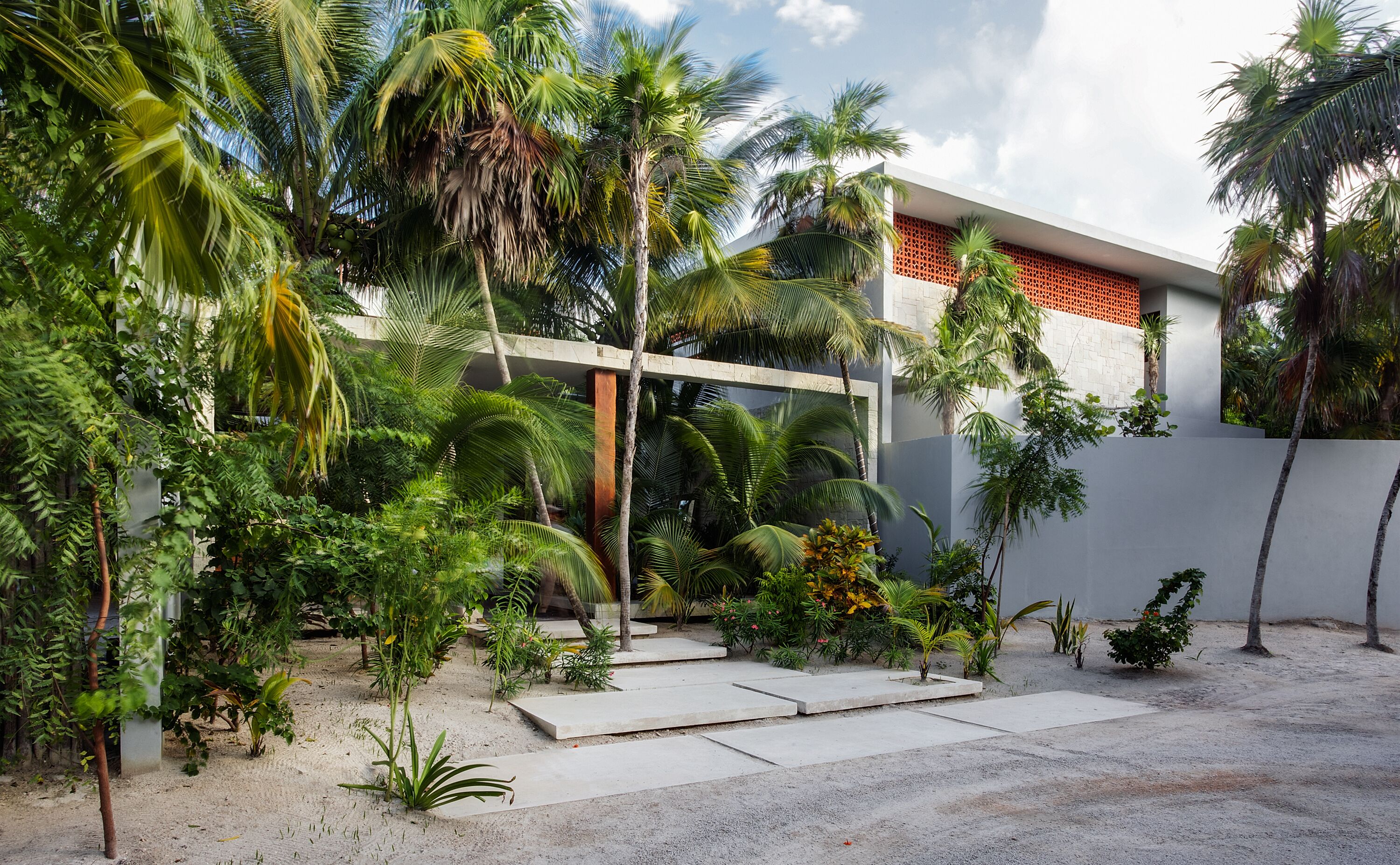 Lula Seaside Boutique Hotel