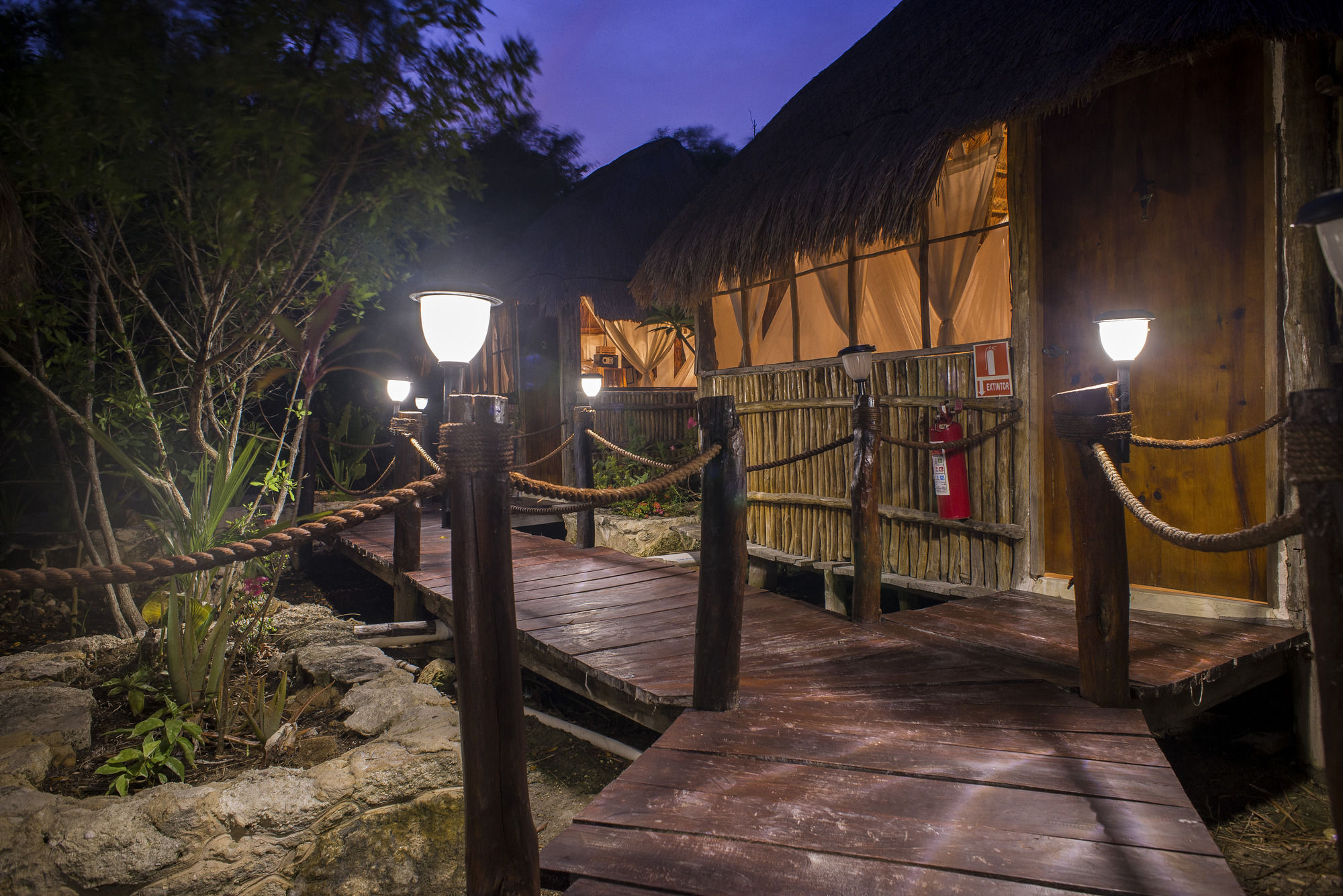 Maya Cabanas & Cenote Tulum