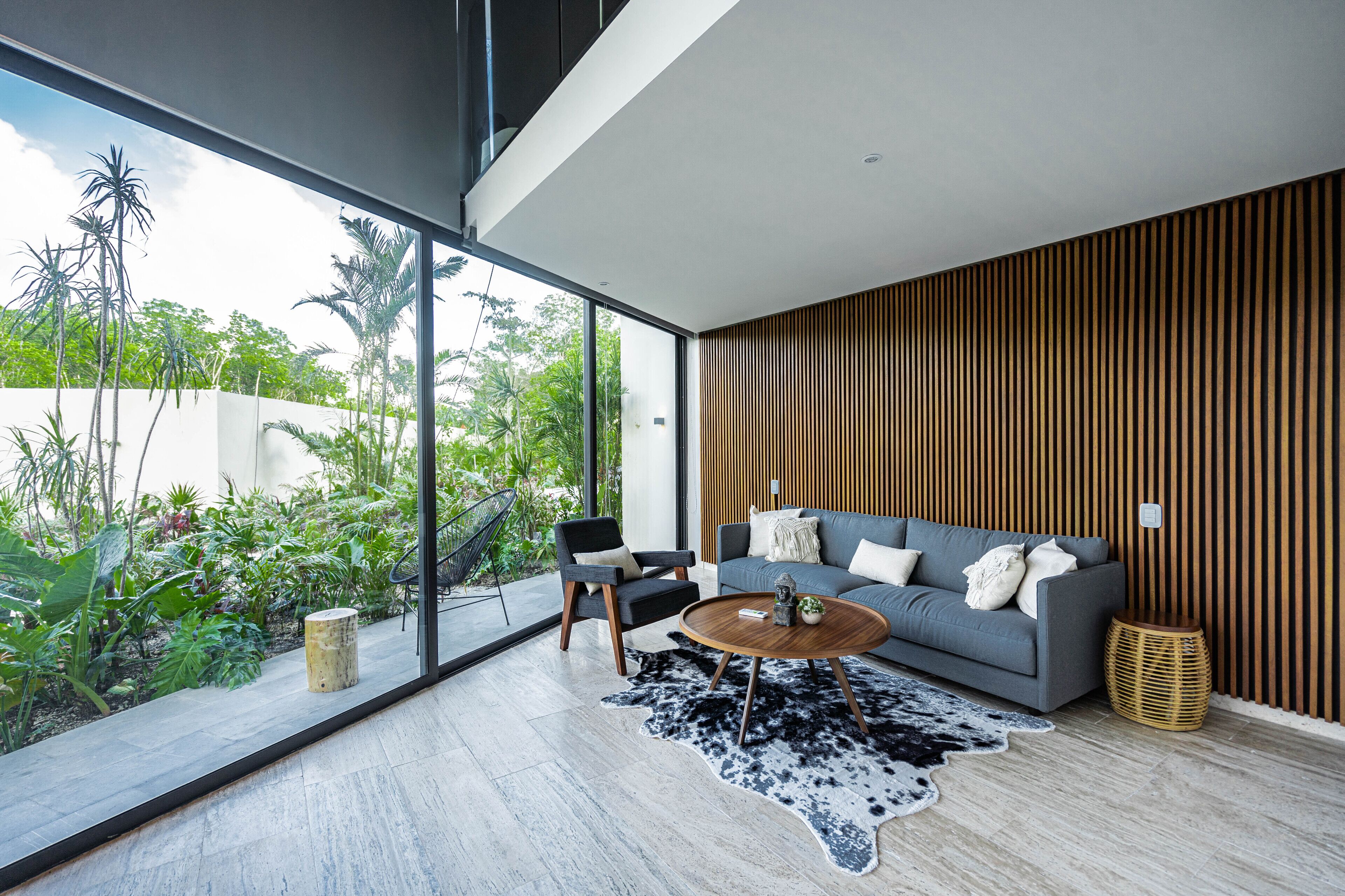 Mistiq Gardens