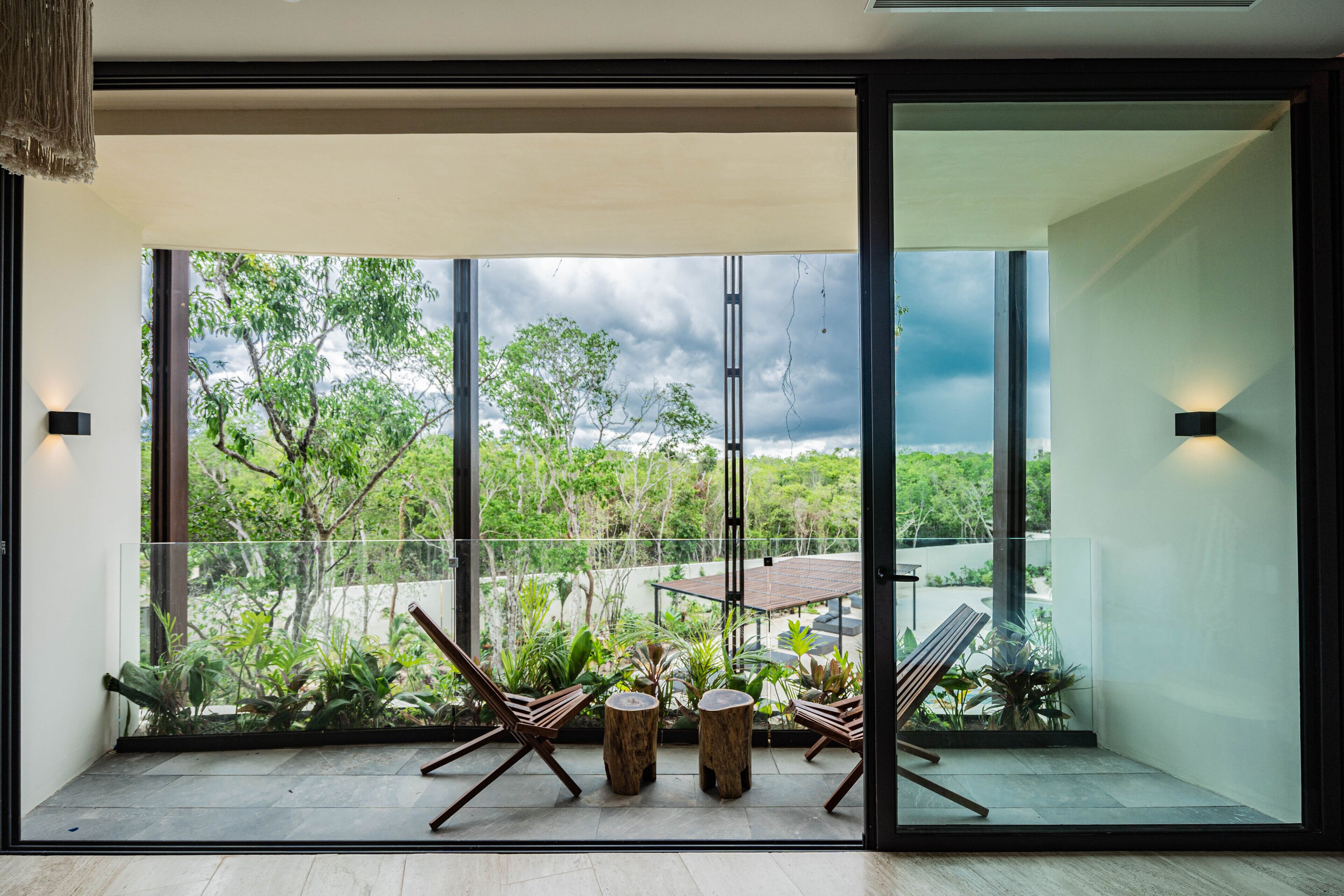 Mistiq Gardens