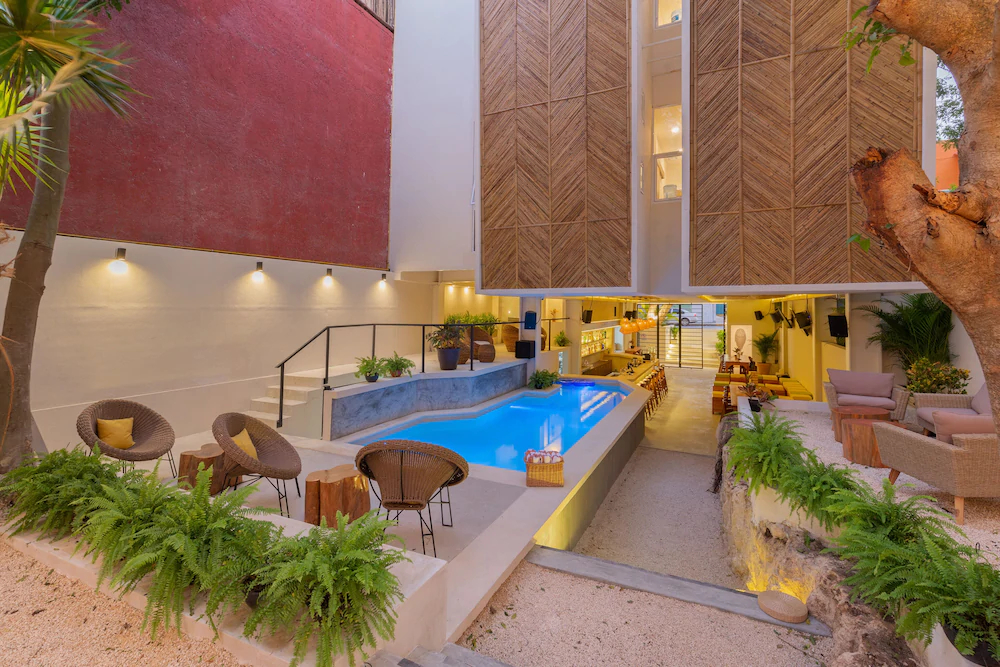 Oostel Smart Hostel