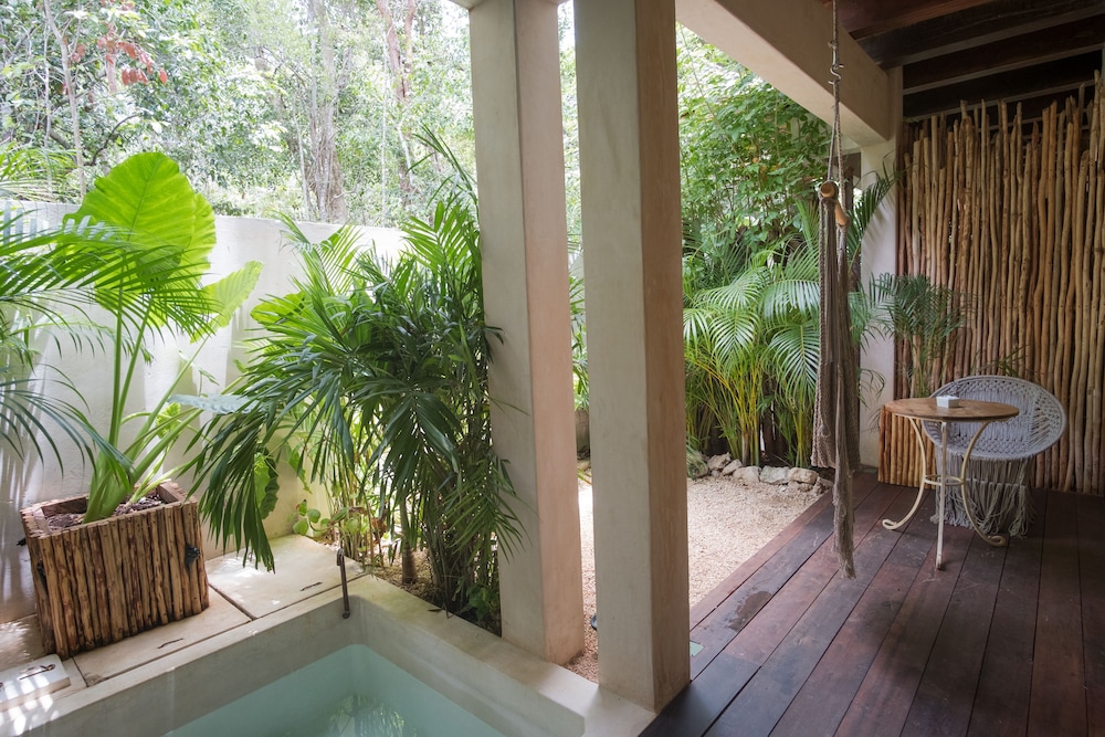 Orchid House Tulum