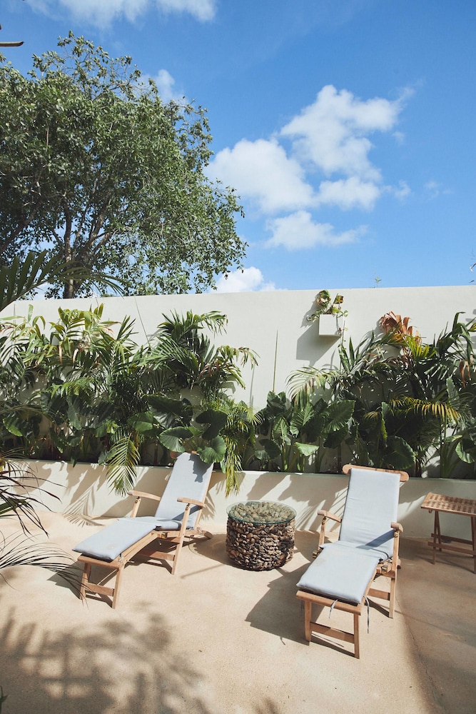 Orchid House Tulum