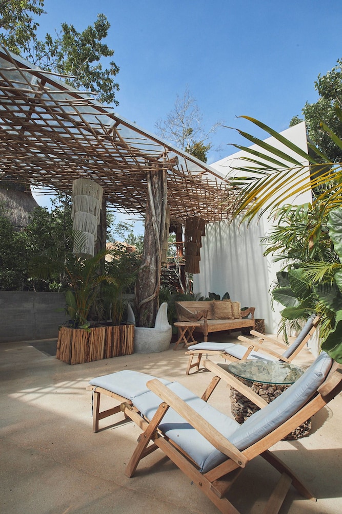 Orchid House Tulum