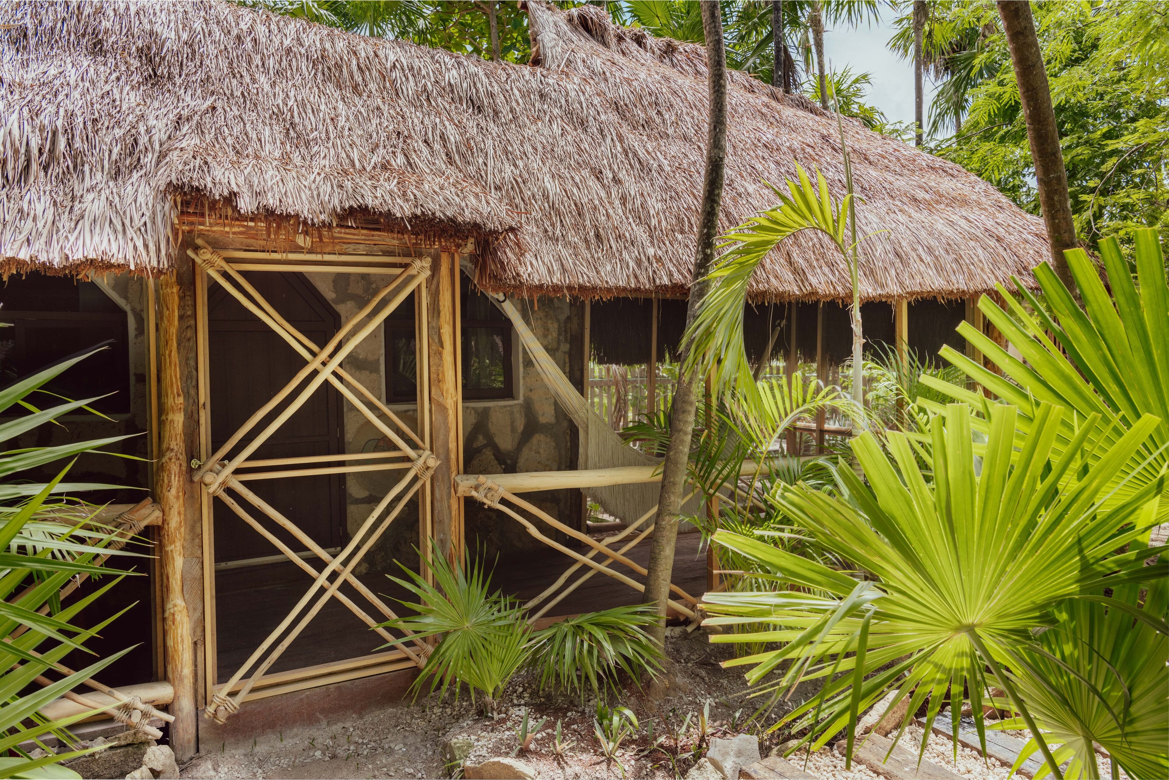 Yaxchen Tulum Eco Lodge & Cenote